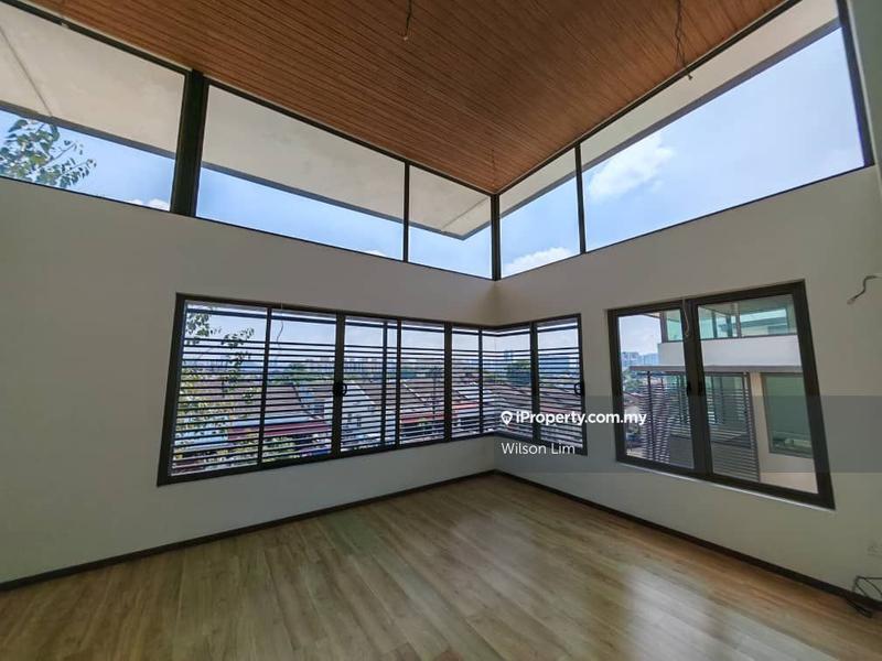 Rumah Berkembar untuk Dijual di Taman Bukit Kuchai, Bandar Kinrara oleh Wilson Lim - iProperty.com.my