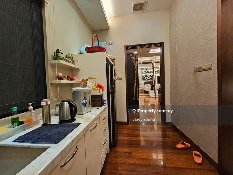 Bungalow House for Sale in Taman Bukit Serdang, Seri Kembangan by Stacy Young - iProperty.com.my