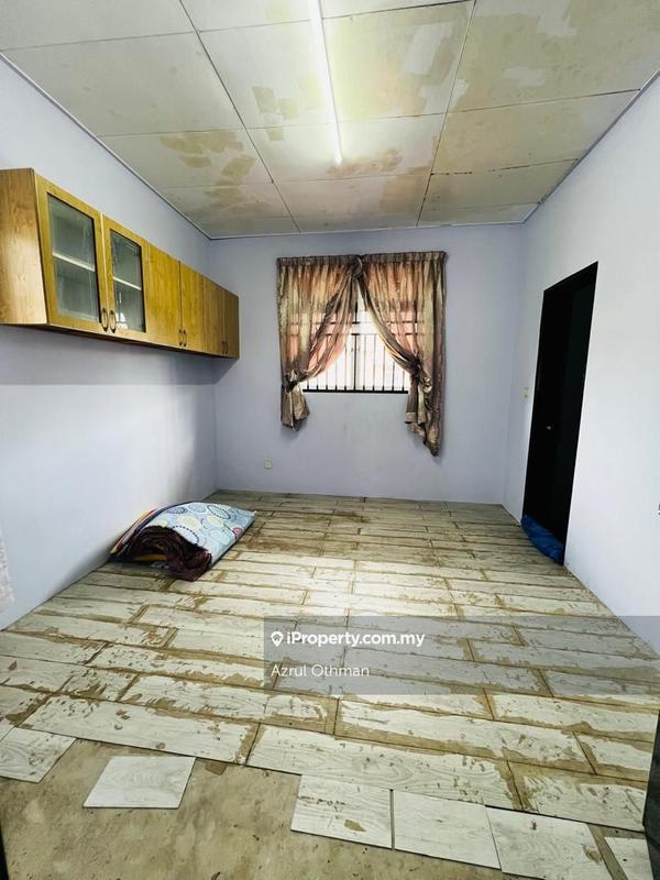 Rumah Berangkai 2 Tingkat untuk Dijual di Bandar Springhill, Port Dickson oleh Azrul Othman - iProperty.com.my