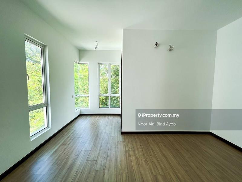 Semi-Detached House for Sale in Taman Suria Villa, Kajang by Noor Aini Binti Ayob - iProperty.com.my