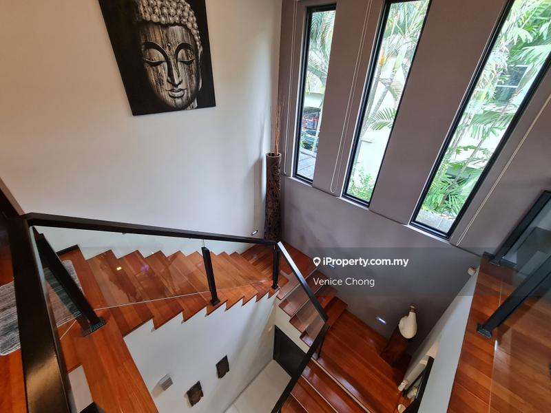 Bungalow House for Sale in Bukit Gita Bayu, Seri Kembangan by Venice Chong - iProperty.com.my