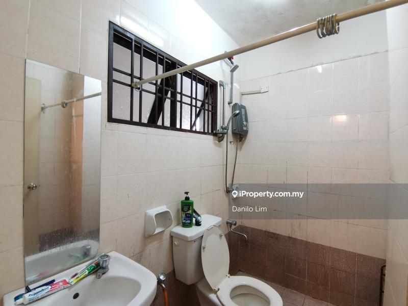 Rumah Berangkai 2 Tingkat untuk Dijual di Damai Rasa, KL City Centre oleh Danilo Lim - iProperty.com.my