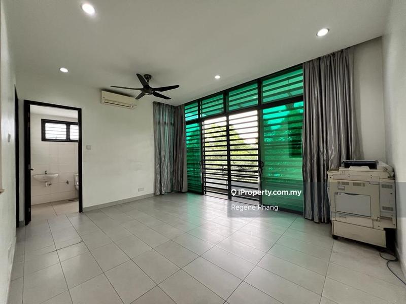 Rumah Berangkai 3 Tingkat untuk Dijual di Taman Putra Prima, Puchong oleh Regene Phang - iProperty.com.my