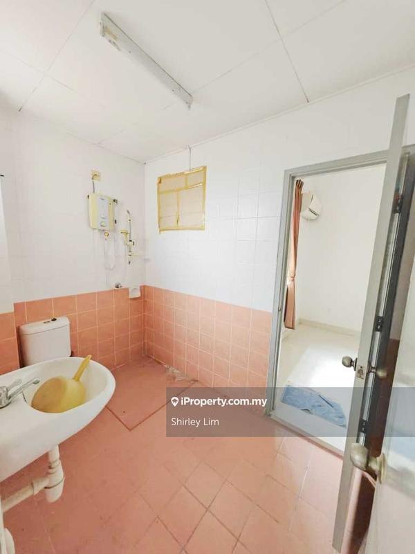 Rumah Berkembar untuk Dijual di Taman Kipark, Puchong oleh Shirley Lim - iProperty.com.my