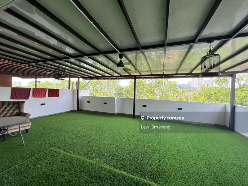 Rumah Berkembar untuk Dijual di awxkn, Damansara Damai oleh Lew Kim Meng - iProperty.com.my