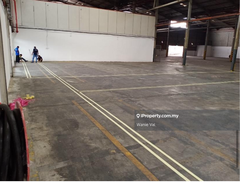 Warehouse untuk Disewa di Seksyen 16, Shah Alam oleh Wanie Val - iProperty.com.my