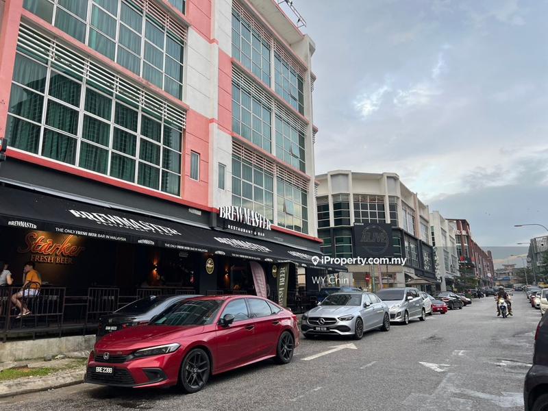 For Sale - 3/4 STOREY 24x100,SRI PETALING,JALAN RADIN BAGUS,JALAN RADIN ANUM