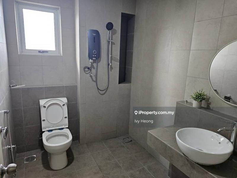 Kediaman Servis untuk Dijual di Jadite Suites oleh Ivy Heong - iProperty.com.my