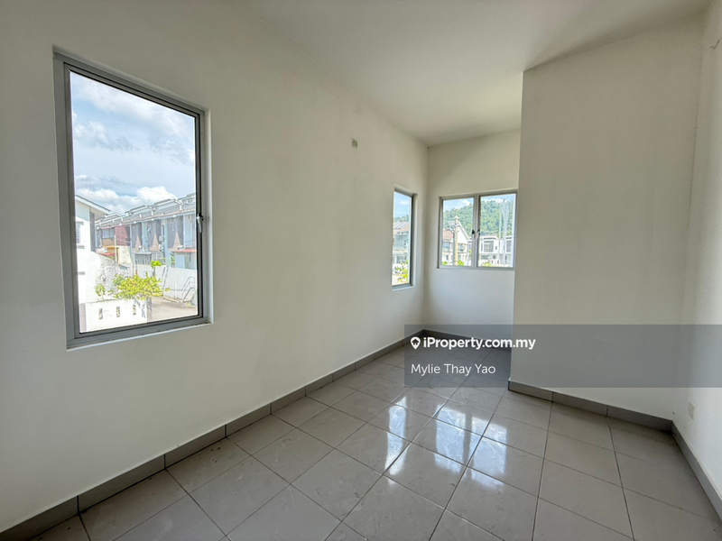 Rumah Berangkai 2 Tingkat untuk Dijual di Taman Bukit Kepayang, Bukit Kepayang oleh Mylie Thay Yao - iProperty.com.my