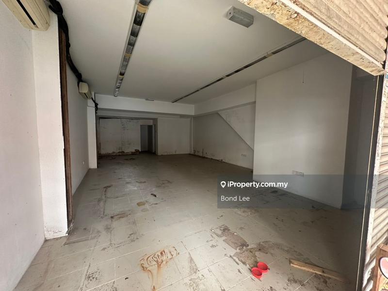 For Rent - Damansara Damai Plaza Suria Ground Floor Shop For Rent