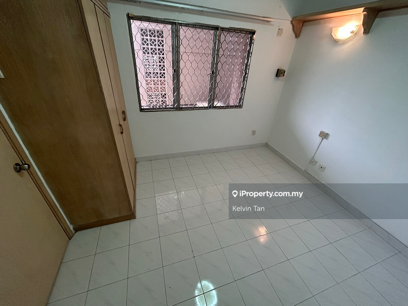 Pangsapuri untuk Dijual di Sri Jelatek oleh Kelvin Tan - iProperty.com.my