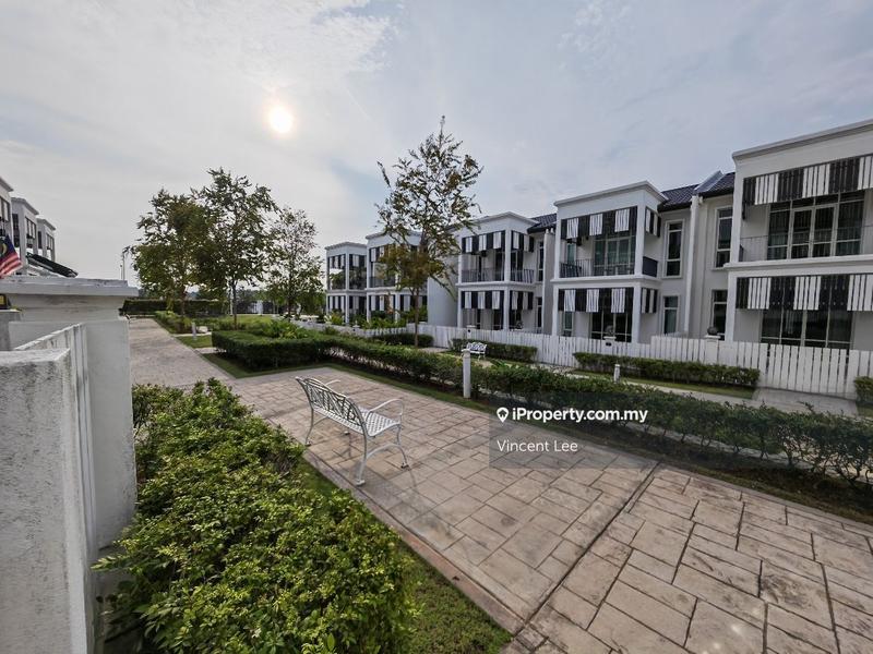 Rumah Berangkai 2 Tingkat untuk Dijual di Eco Majestic, Semenyih oleh Vincent Lee - iProperty.com.my