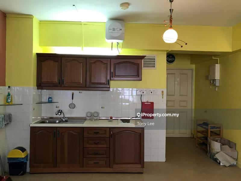 For Sale - Golden Hills Resort (Amber Court Apartment)