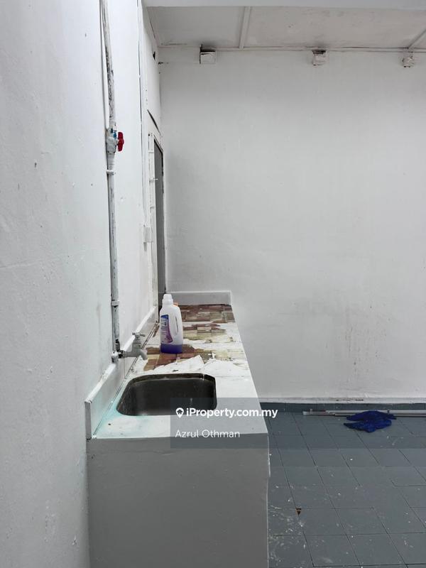 1-storey Terraced House for Sale in Taman Desa Rhu, Sikamat by Azrul Othman - iProperty.com.my