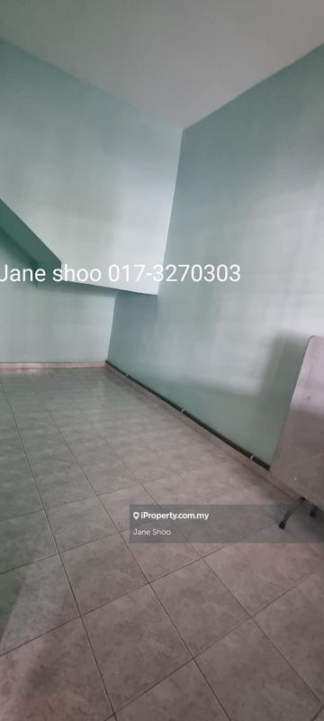 Townhouse for Sale in Taman Overseas Union (Taman Oug), Jalan Klang Lama (Old Klang Road) by Jane Shoo - iProperty.com.my