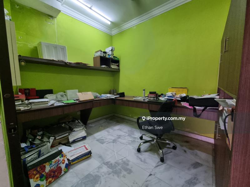 Rumah Berkembar untuk Dijual di Semi-D, Bukit Rahman Putra BRP 5, Shah Alam, Sungai Buloh oleh Ethan Swe - iProperty.com.my