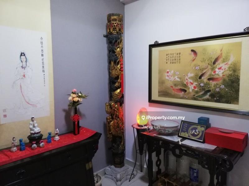 Kediaman Servis untuk Dijual di Subang Olives Residence oleh Jacky Lin - iProperty.com.my