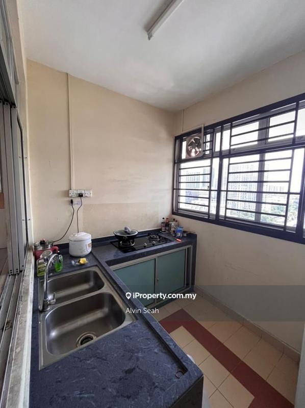 Pangsapuri untuk Dijual di Kipark Apartment oleh Alvin Seah - iProperty.com.my