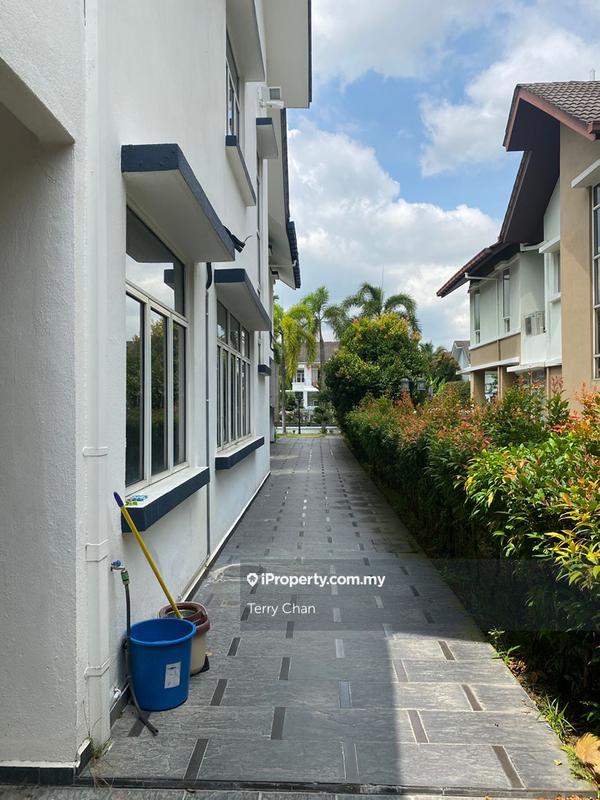 Bungalow House for Sale in Valencia, Sungai Buloh by Terry Chan - iProperty.com.my