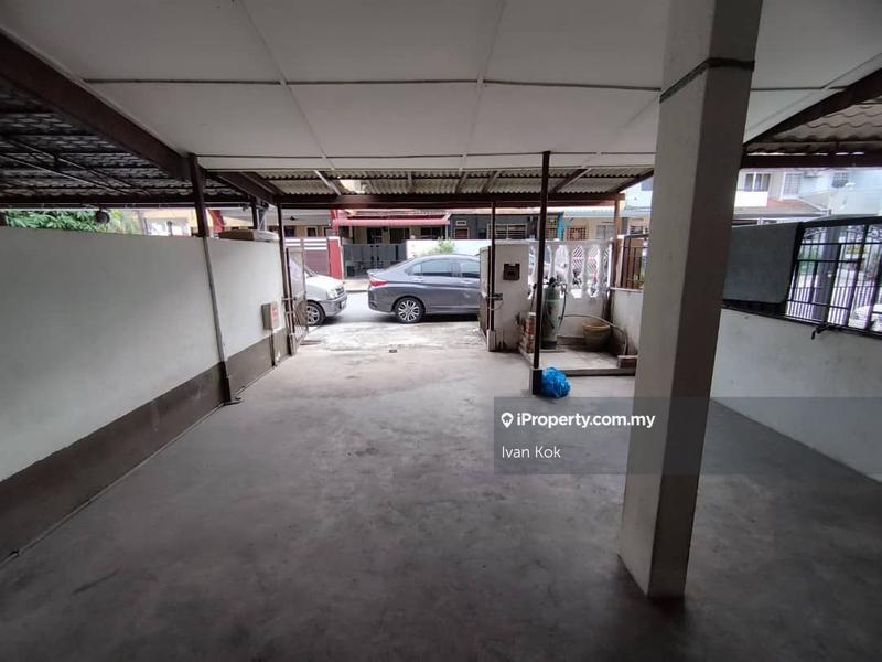 Rumah Berangkai 2 Tingkat untuk Dijual di SS19, Subang Jaya oleh Ivan Kok - iProperty.com.my