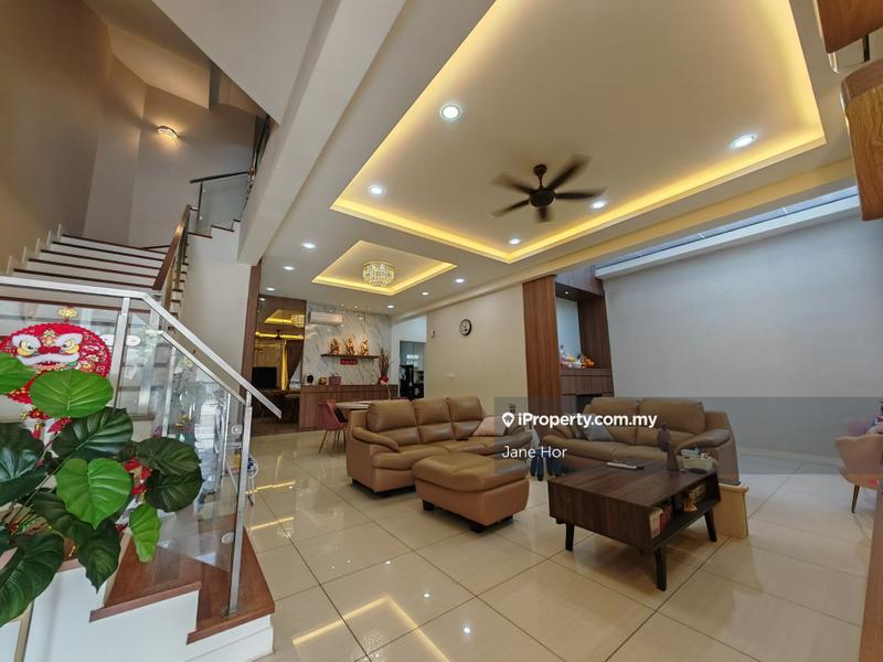 Rumah Teres 3-Tingkat untuk Dijual di 16 Sierra, Puchong oleh Jane Hor - iProperty.com.my