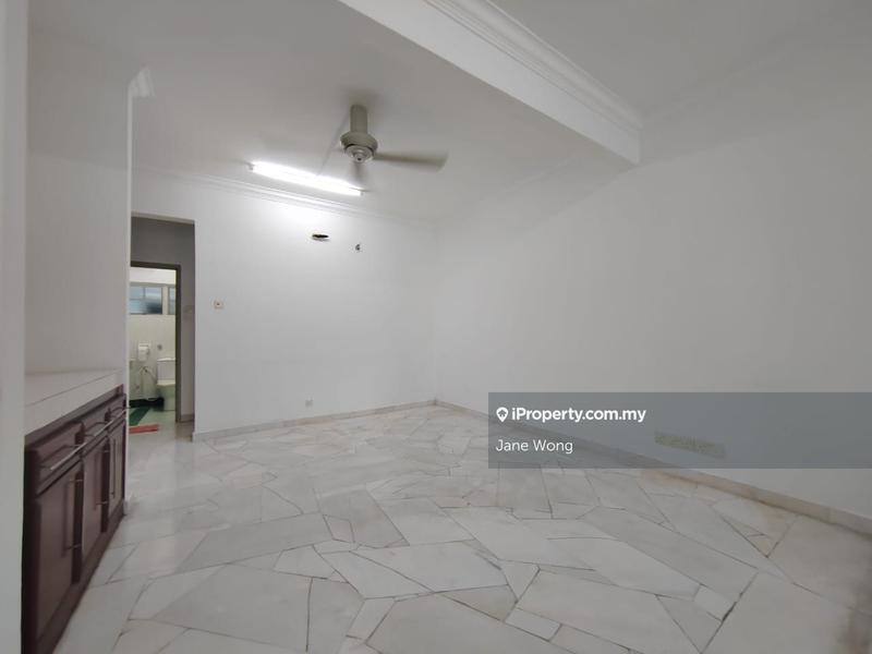 2-storey Terraced House for Sale in Dataran Ara Damansara, Ara Damansara by Jane Wong - iProperty.com.my