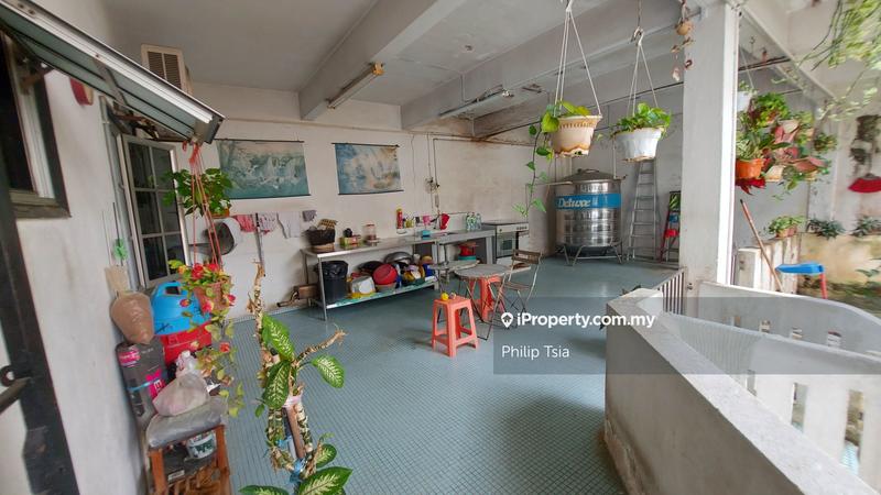 Rumah Berkembar untuk Dijual di Taman Overseas Union (Taman Oug), Jalan Klang Lama (Old Klang Road) oleh Philip Tsia - iProperty.com.my