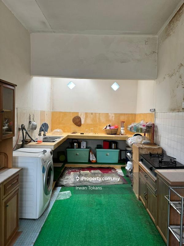 Rumah Berkembar untuk Dijual di Taman Desa Seroja, Kajang oleh Irwan Tokans - iProperty.com.my