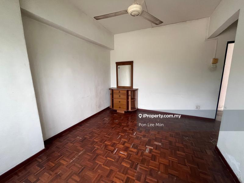 Apartment for Sale in Pangsapuri Seri Gembira by Pon Lee Miin - iProperty.com.my