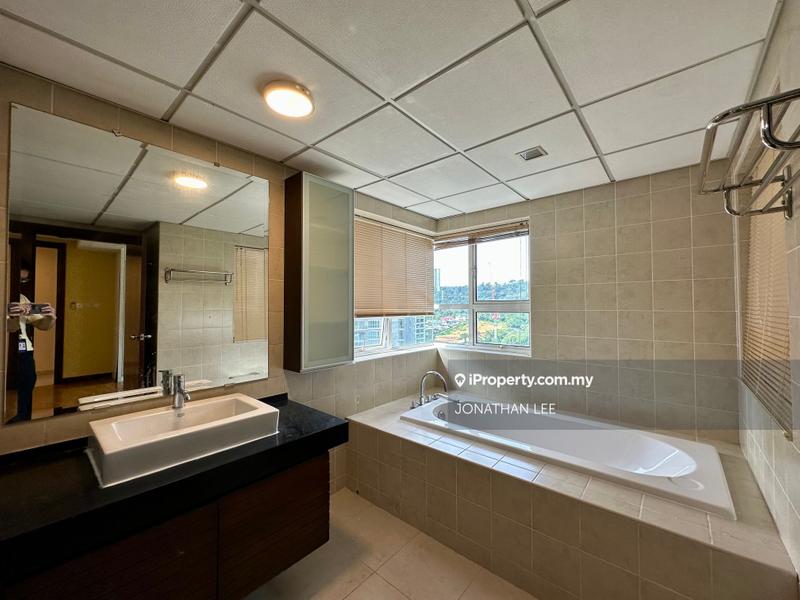 Kondominium untuk Dijual di Mont Kiara Meridin oleh JONATHAN LEE - iProperty.com.my