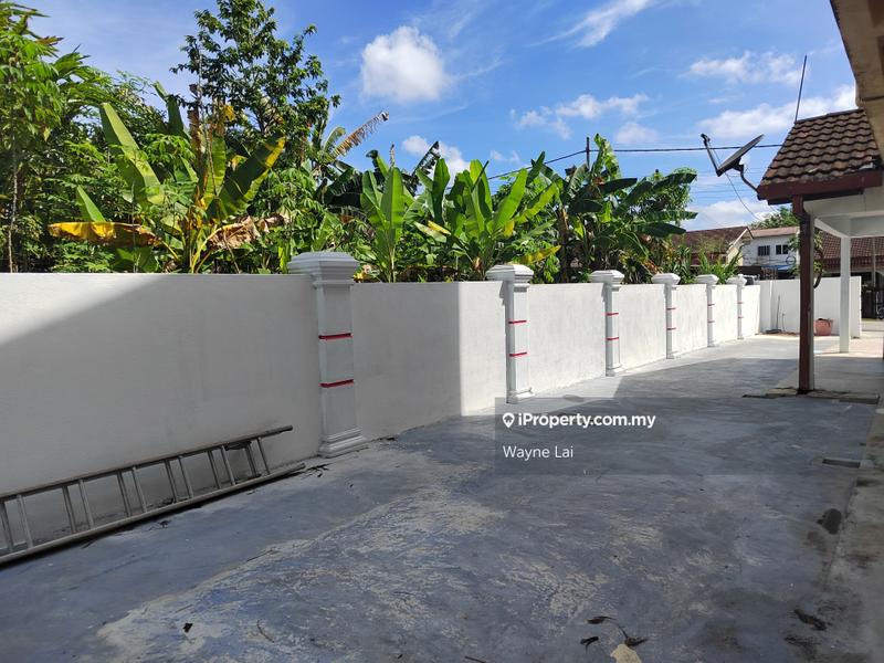 Rumah Berkembar untuk Dijual di Taman Gemas Jaya, Gemas oleh Wayne Lai - iProperty.com.my