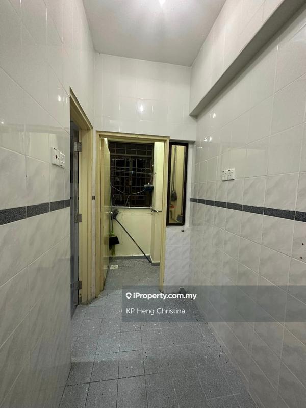 Kondominium untuk Dijual di Straits Court oleh KP Heng Christina - iProperty.com.my