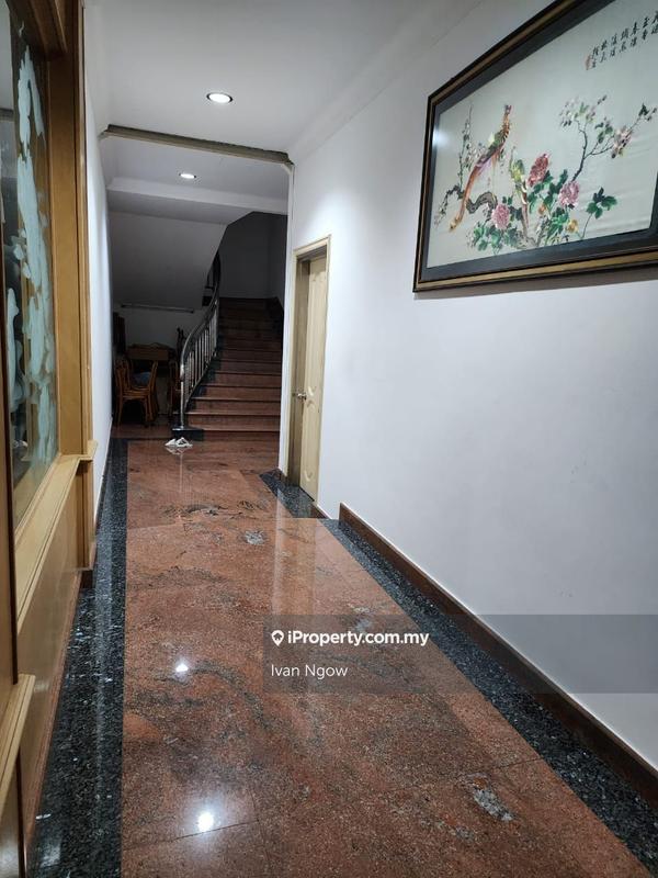 Bungalow House for Sale in Jalan Cecawi 6, Kota Damansara, Petaling Jaya, Kota Damansara by Ivan Ngow - iProperty.com.my