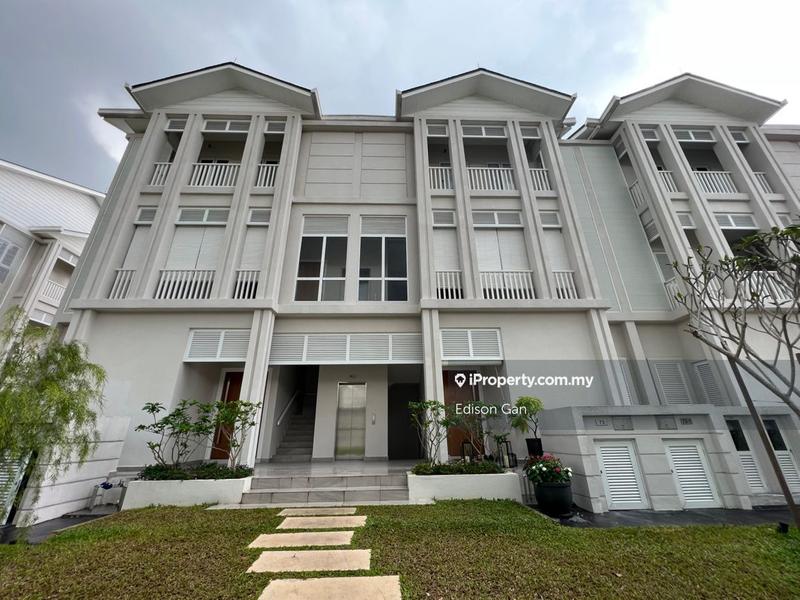 Townhouse for Rent in Mont Kiara, Kuala Lumpur by Edison Gan - iProperty.com.my