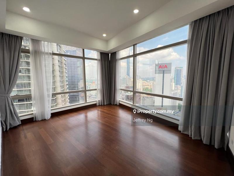 For Sale - Banyan Tree Signatures