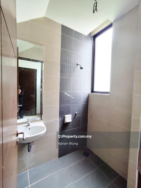Banglo untuk Dijual di Kota Bayuemas, Klang oleh Adrian Wong - iProperty.com.my