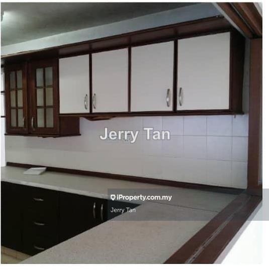 Banglo untuk Dijual di Taman Hillview, Ampang oleh Jerry Tan - iProperty.com.my