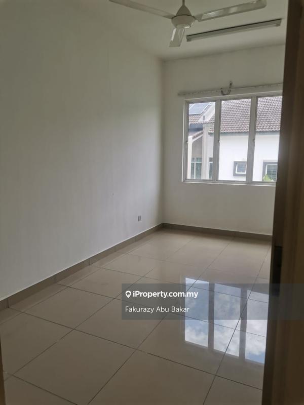 Rumah Berkembar untuk Dijual di Bandar Teknologi Kajang, Kajang oleh Fakurazy Abu Bakar - iProperty.com.my