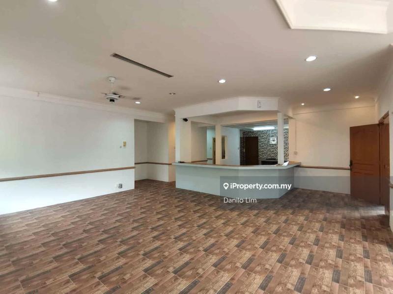 Bungalow House for Sale in College Heights Garden Resort, Setul by Danilo Lim - iProperty.com.my