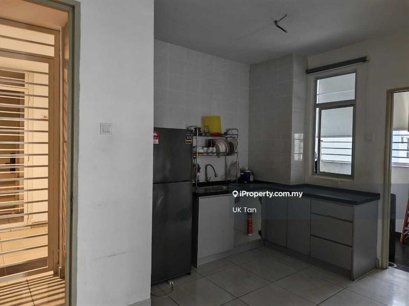Service Residence for Rent in BSP 21 by UK Tan - Kitchen - iProperty.com.my