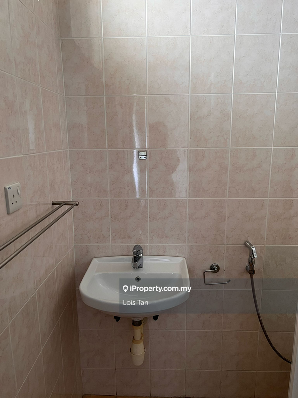 Kondominium untuk Dijual di 1 Bukit Utama oleh Lois Tan - iProperty.com.my