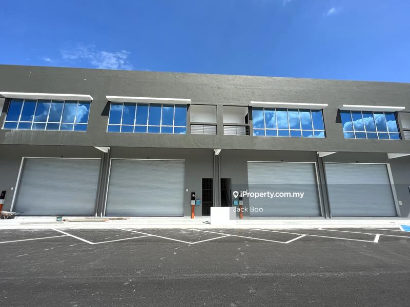 For Rent - BRAND NEW 1.5 Storey Terrace Link Factory | Telok Panglima Garang