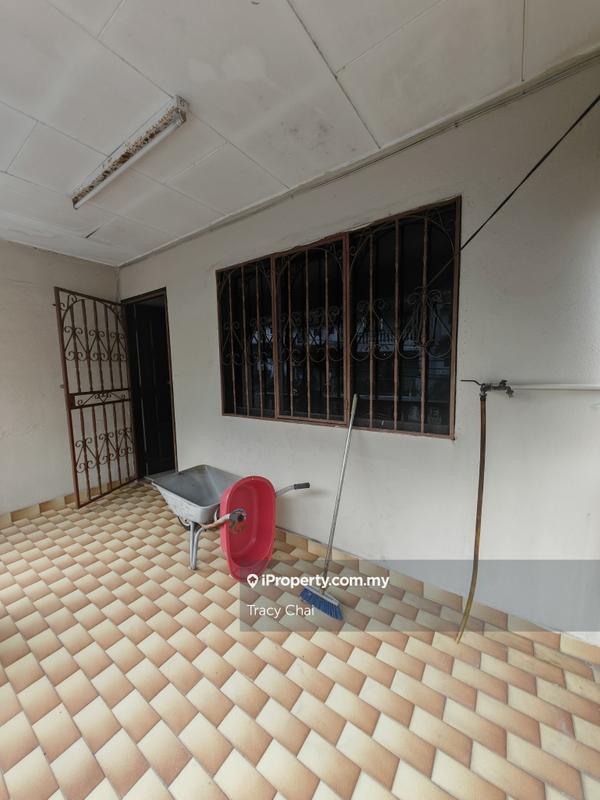 Rumah Berangkai 2.5 Tingkat untuk Dijual di Taman Sri Sinar, Segambut oleh Tracy Chai - iProperty.com.my