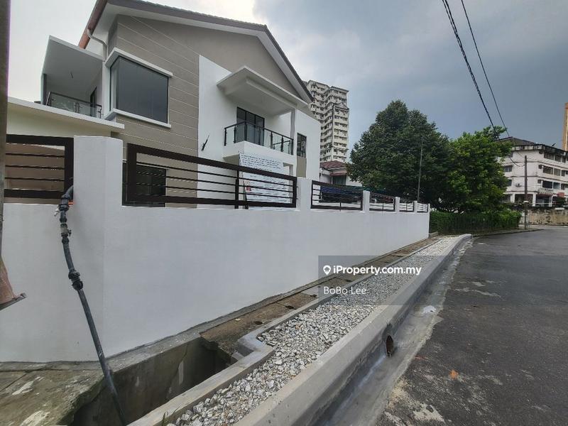 Rumah Berangkai 2 Tingkat untuk Dijual di Taman Overseas Union (Taman Oug), Jalan Klang Lama (Old Klang Road) oleh BoBo Lee - iProperty.com.my