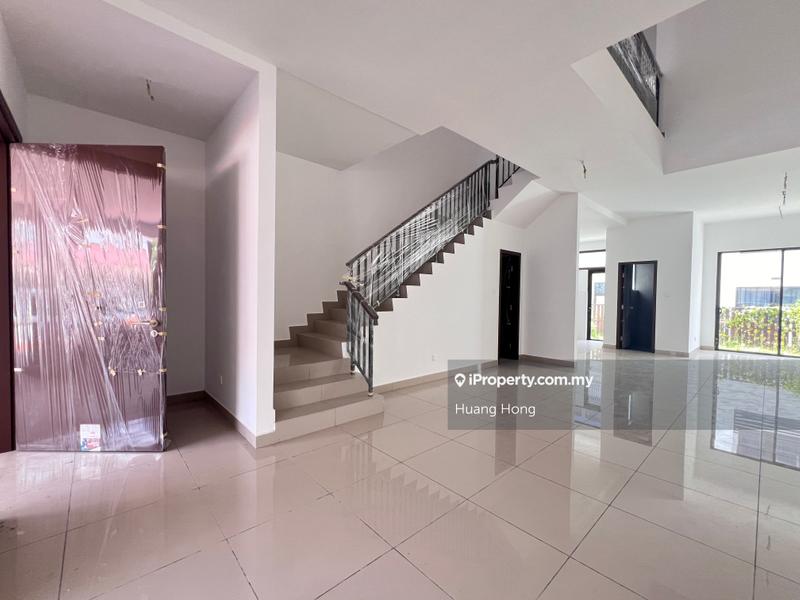 Rumah Berangkai 2 Tingkat untuk Dijual di Setia Safiro, Cyberjaya oleh Huang Hong - iProperty.com.my