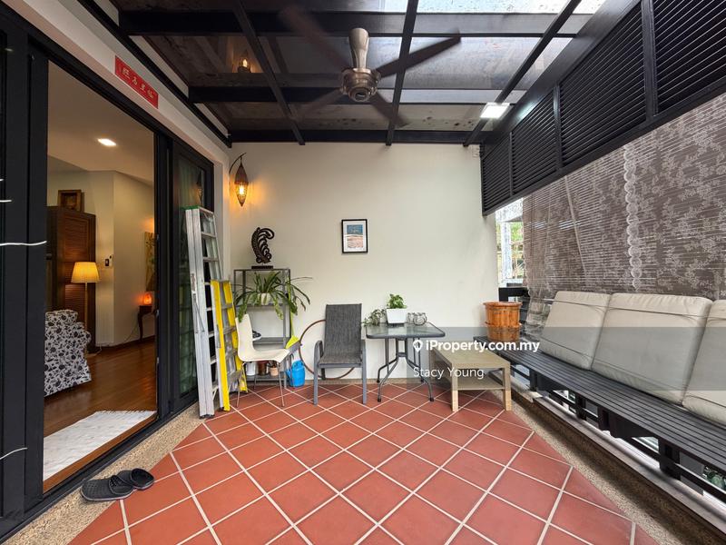 Bungalow House for Sale in Bukit Gita Bayu, Seri Kembangan by Stacy Young - iProperty.com.my