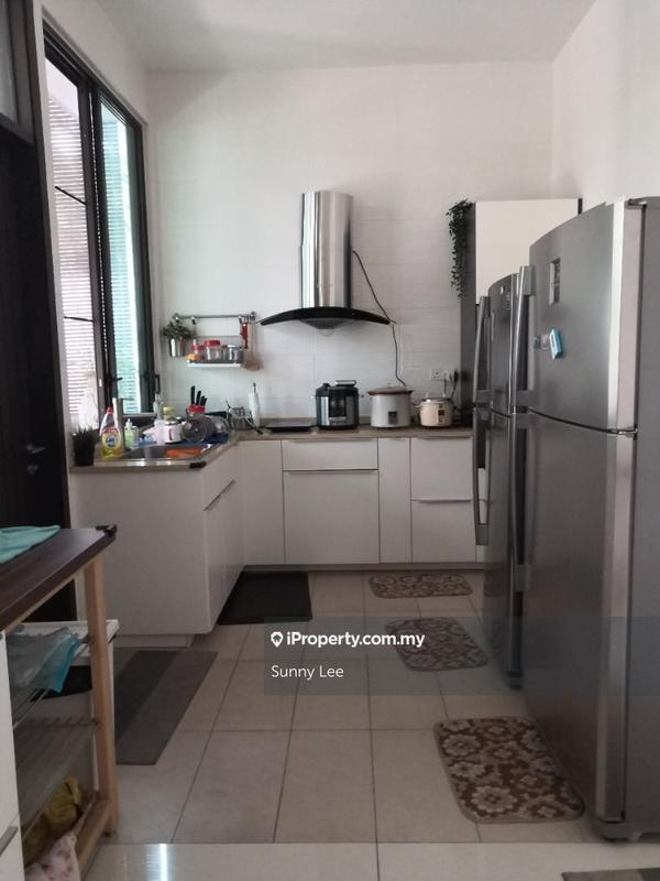 Banglo untuk Dijual di Bandar Sungai Long, Selangor oleh Sunny Lee - iProperty.com.my