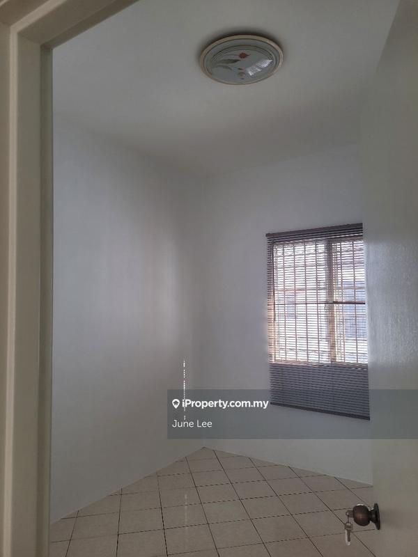 Pangsapuri untuk Disewa di Bayu Puteri oleh June Lee - iProperty.com.my