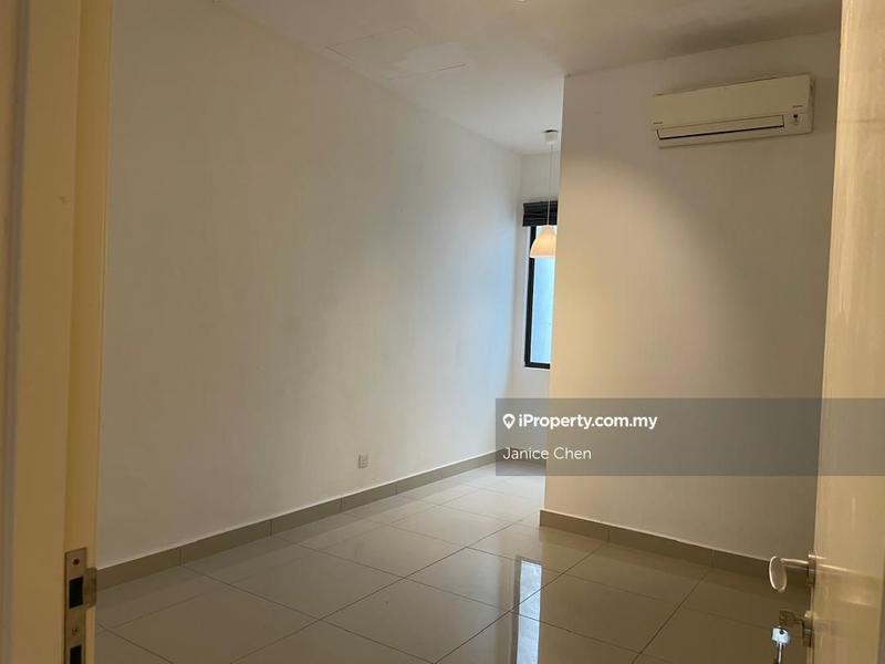 3-storey Terraced House for Sale in Kinrara Residence, Puchong by Janice Chen - iProperty.com.my