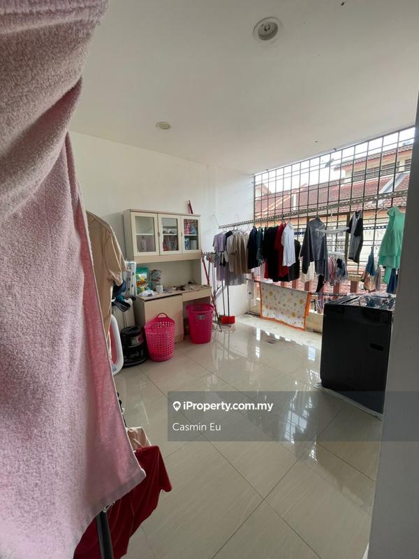 Kedai untuk Dijual di Bandar Uda Utama, Johor Bahru oleh Casmin Eu - iProperty.com.my